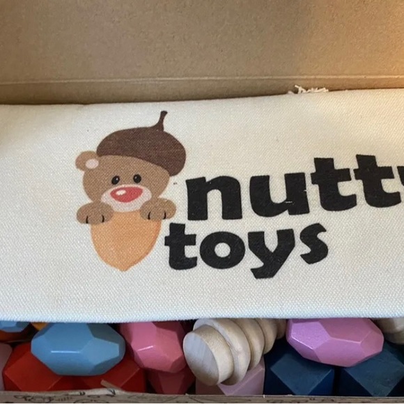 Nutty toys wooden stacking rocks blocks 40 pcs - Picture 3 of 5